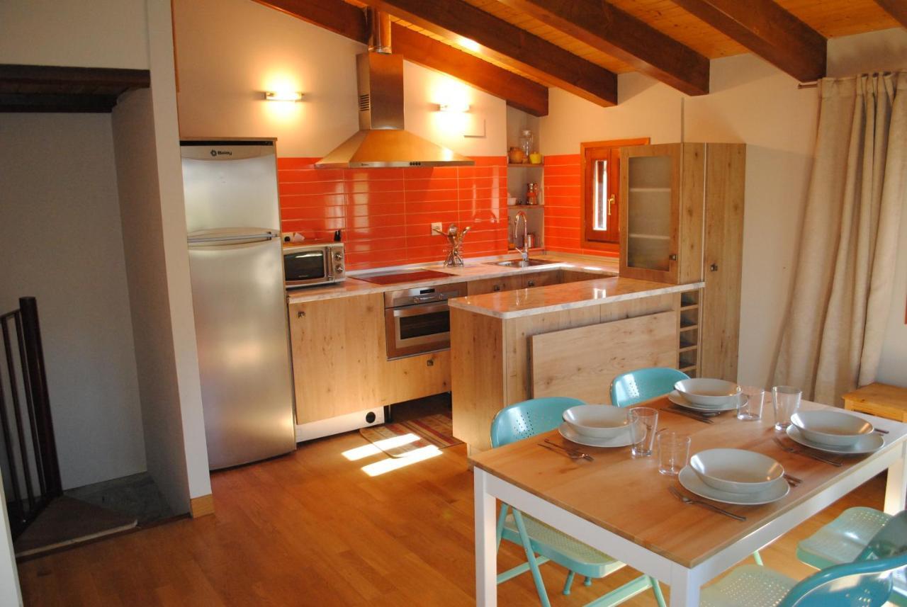 Poyales Casa Los Ardos מראה חיצוני תמונה